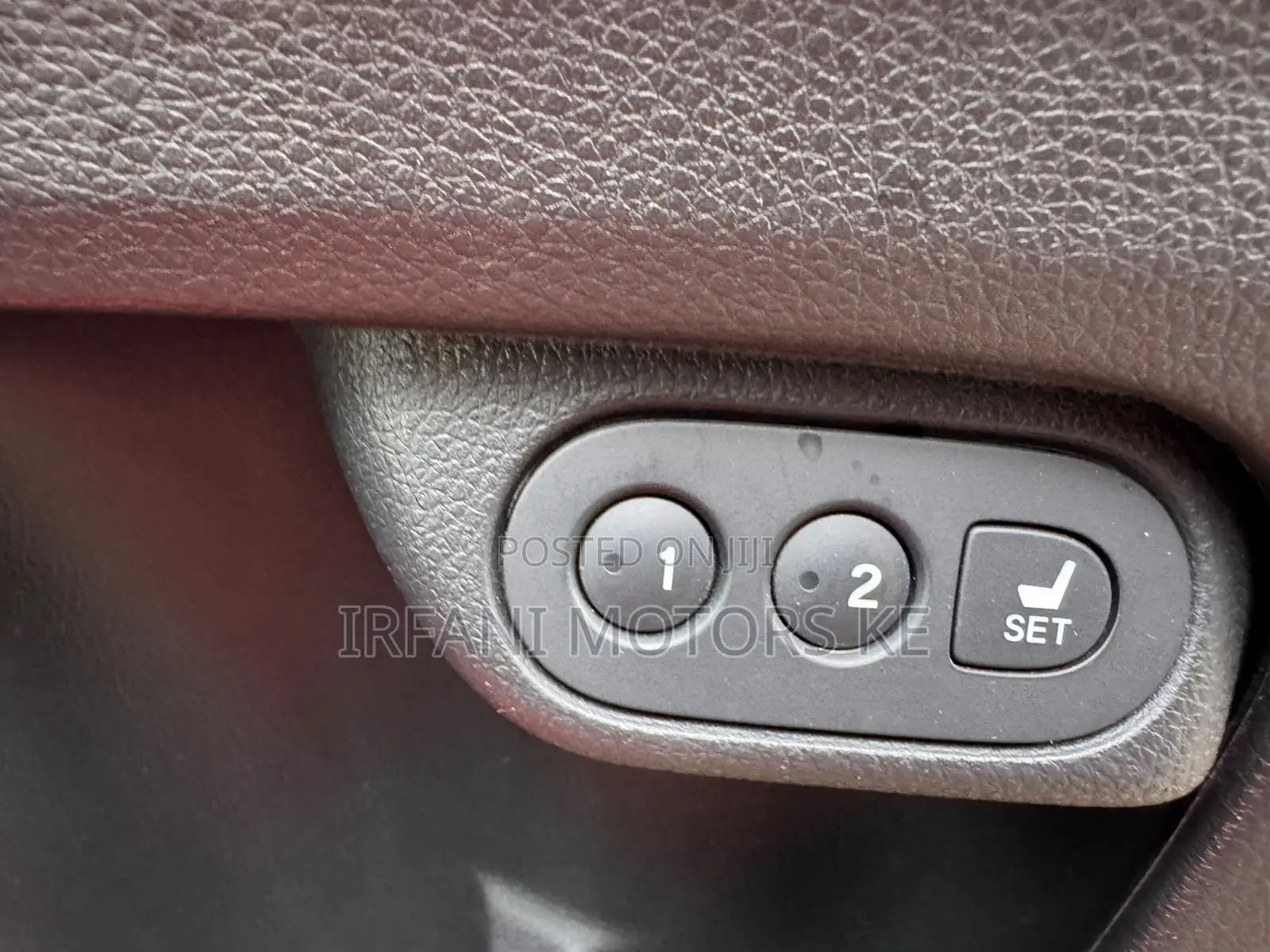 Honda Vezel 1.5 Hybrid 2WD 2019 Red