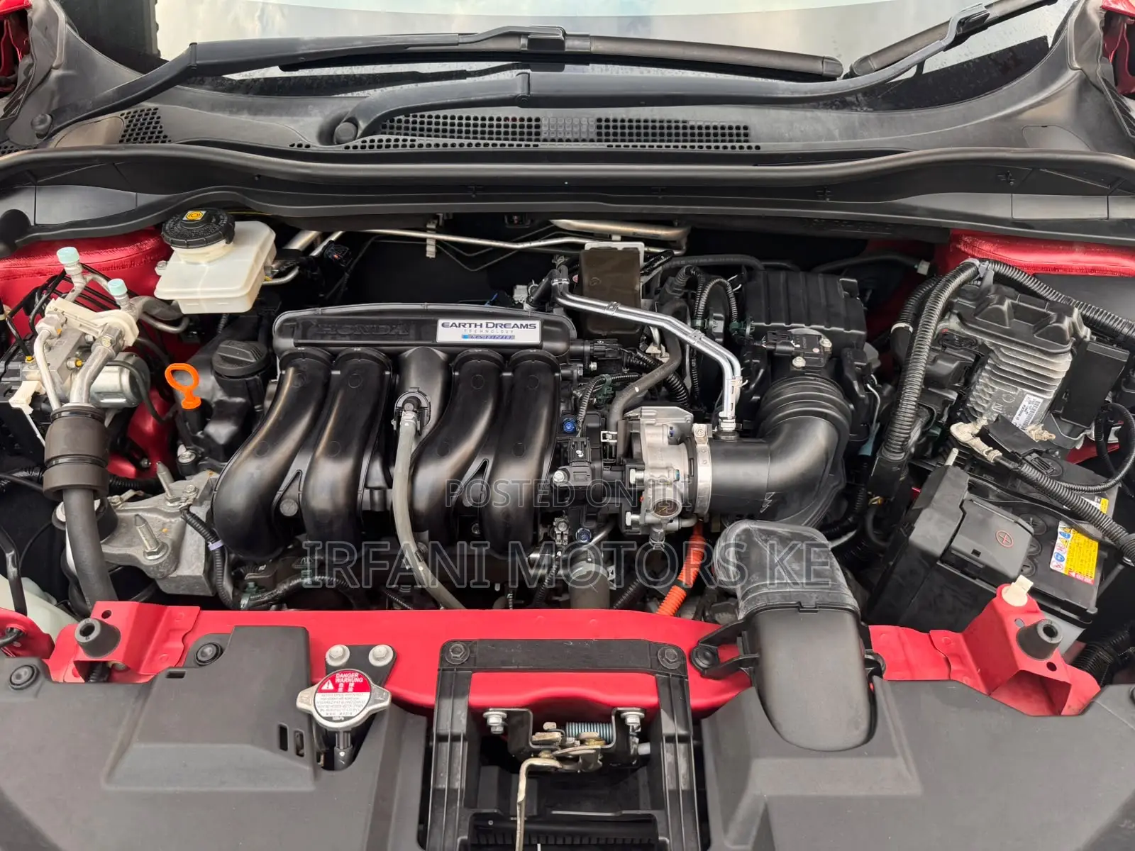 Honda Vezel 1.5 Hybrid 2WD 2019 Red