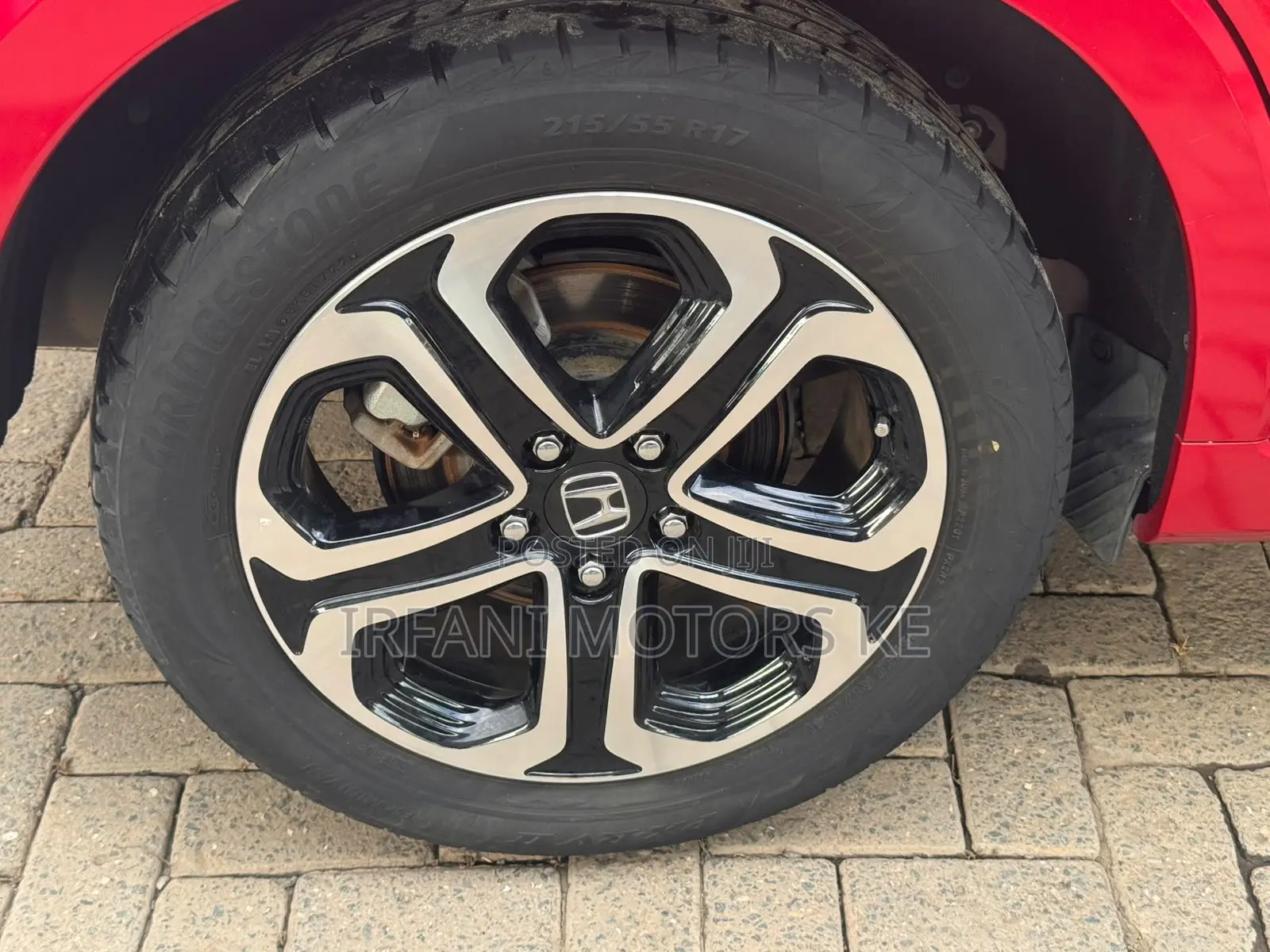 Honda Vezel 1.5 Hybrid 2WD 2019 Red