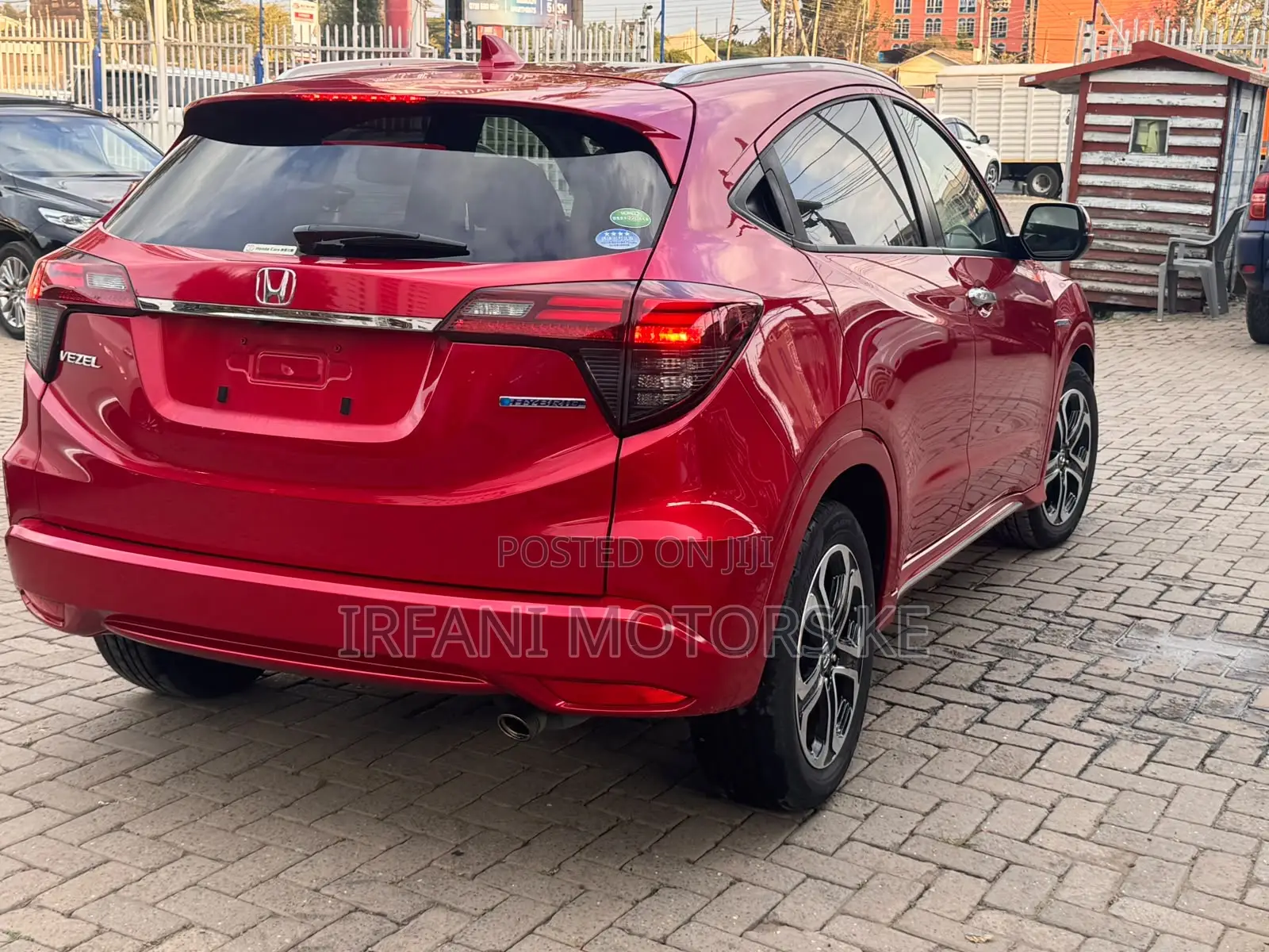 Honda Vezel 1.5 Hybrid 2WD 2019 Red