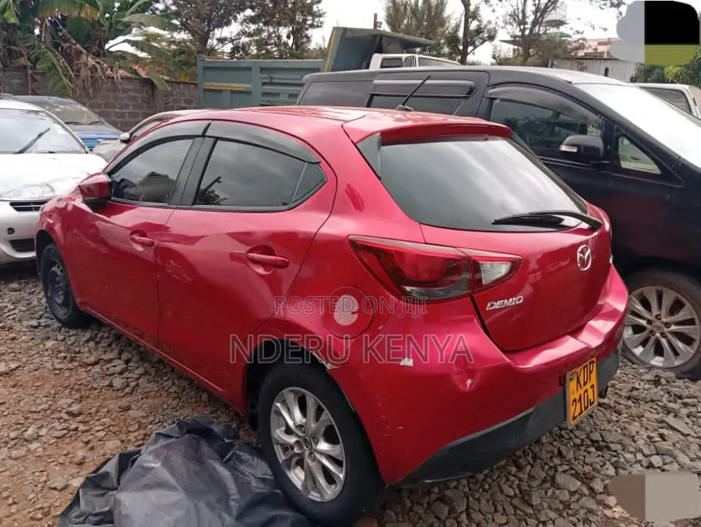 Mazda Demio 2016 Red