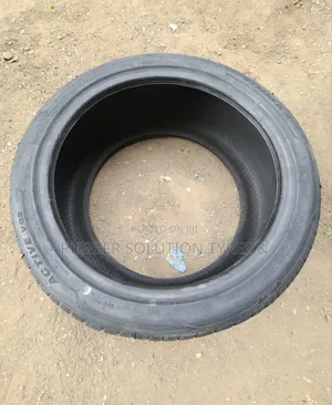 225 /45 R19 Vinmax Tyres 96w Active V02