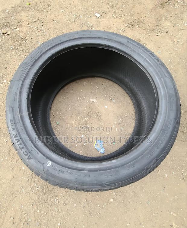 225 /45 R19 Vinmax Tyres 96w Active V02 - thumbnail 5