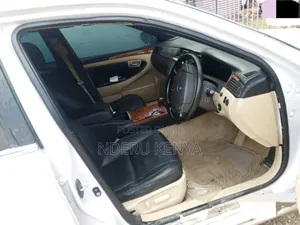 Toyota Crown 2007 Off white