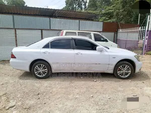 Toyota Crown 2007 Off white