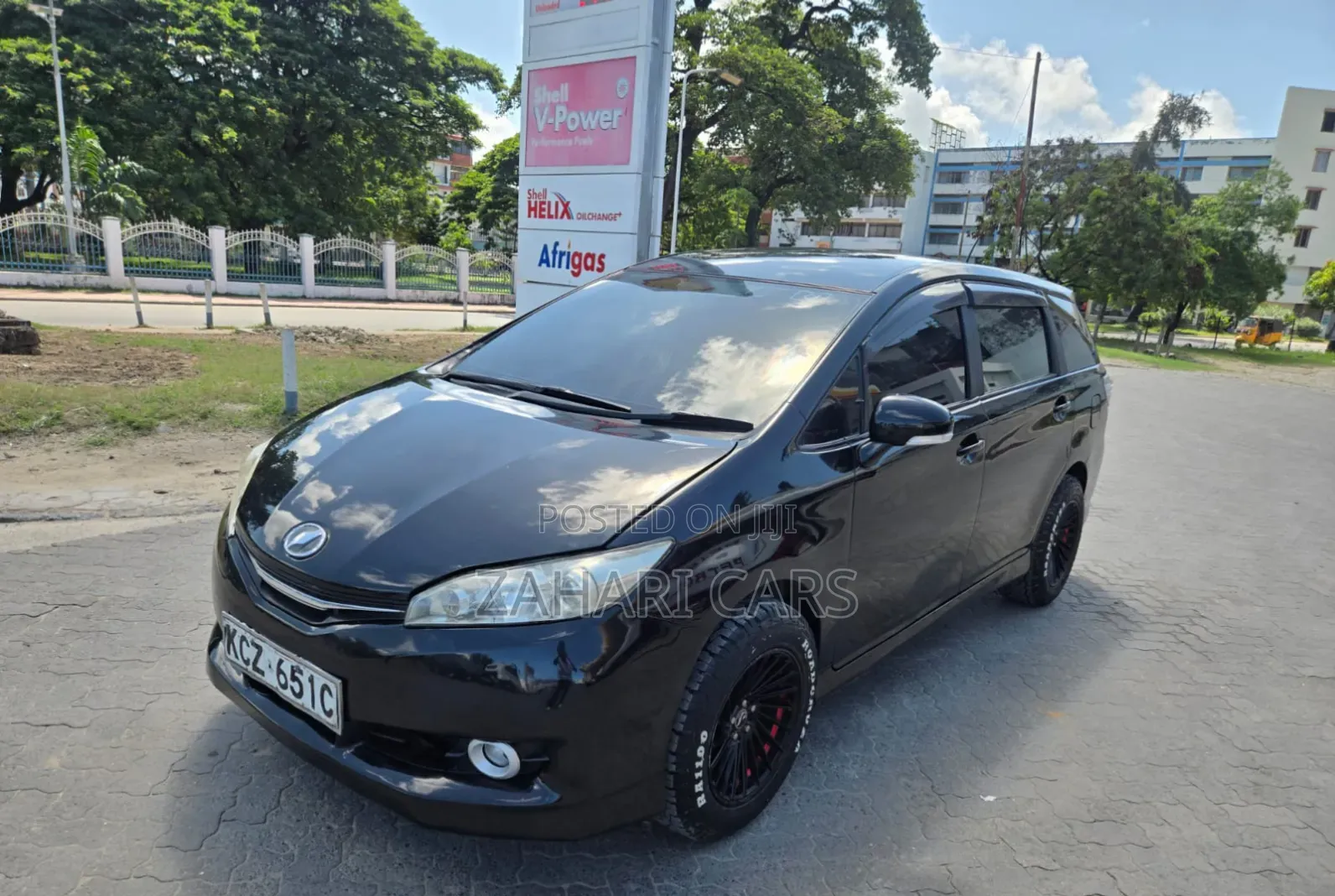Toyota Wish 2013 Black