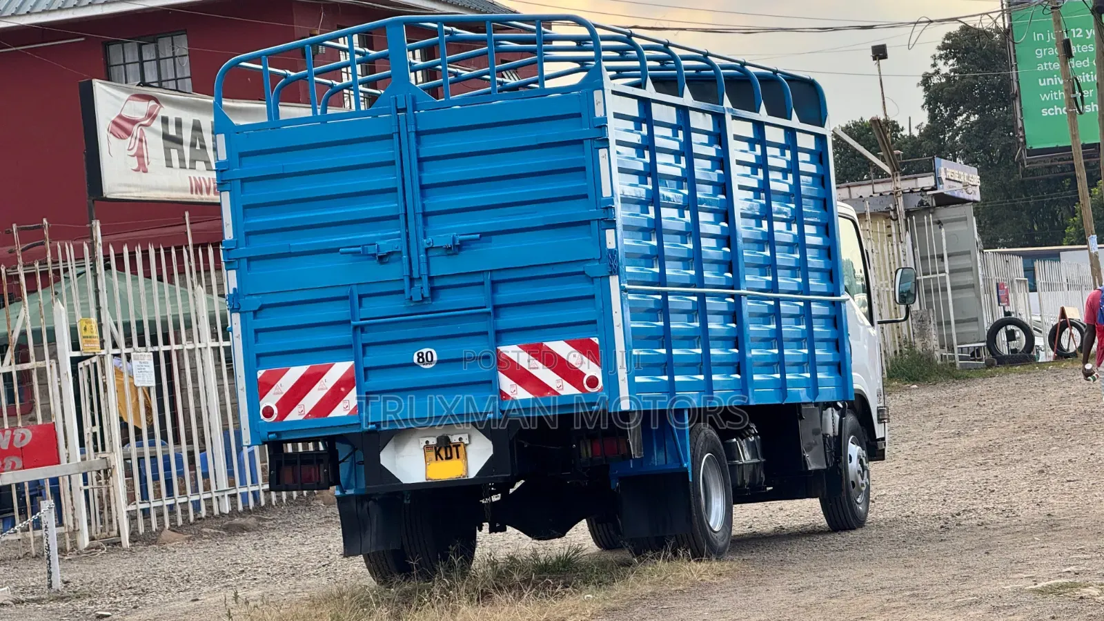 Isuzu NQR 2024 Open