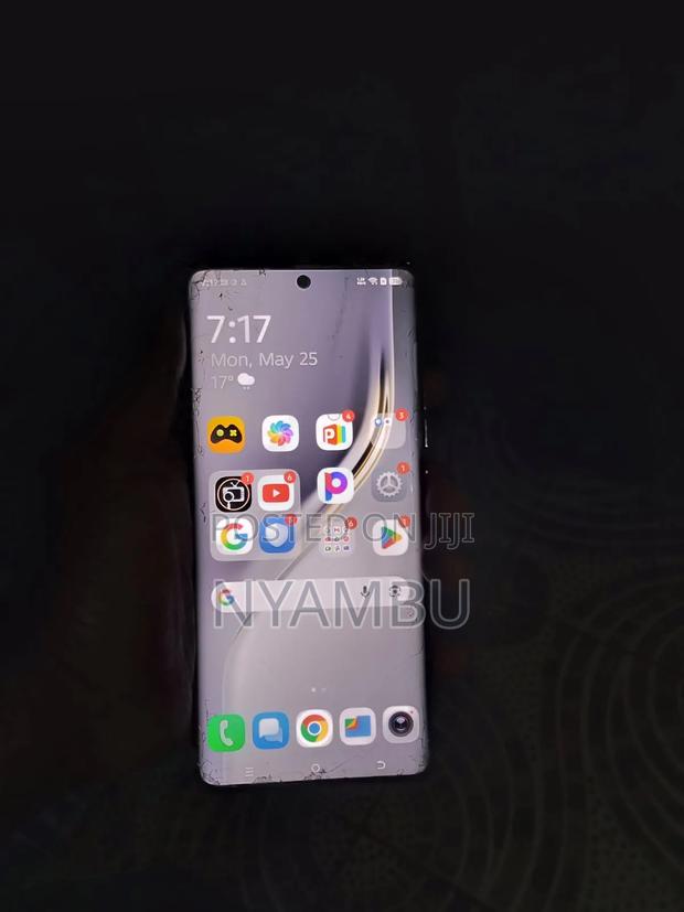 Tecno Camon 40 Pro 5G 256 GB Green - thumbnail 3