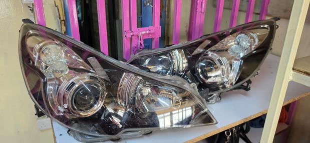 Br9 Xenon Darkshade Headlights