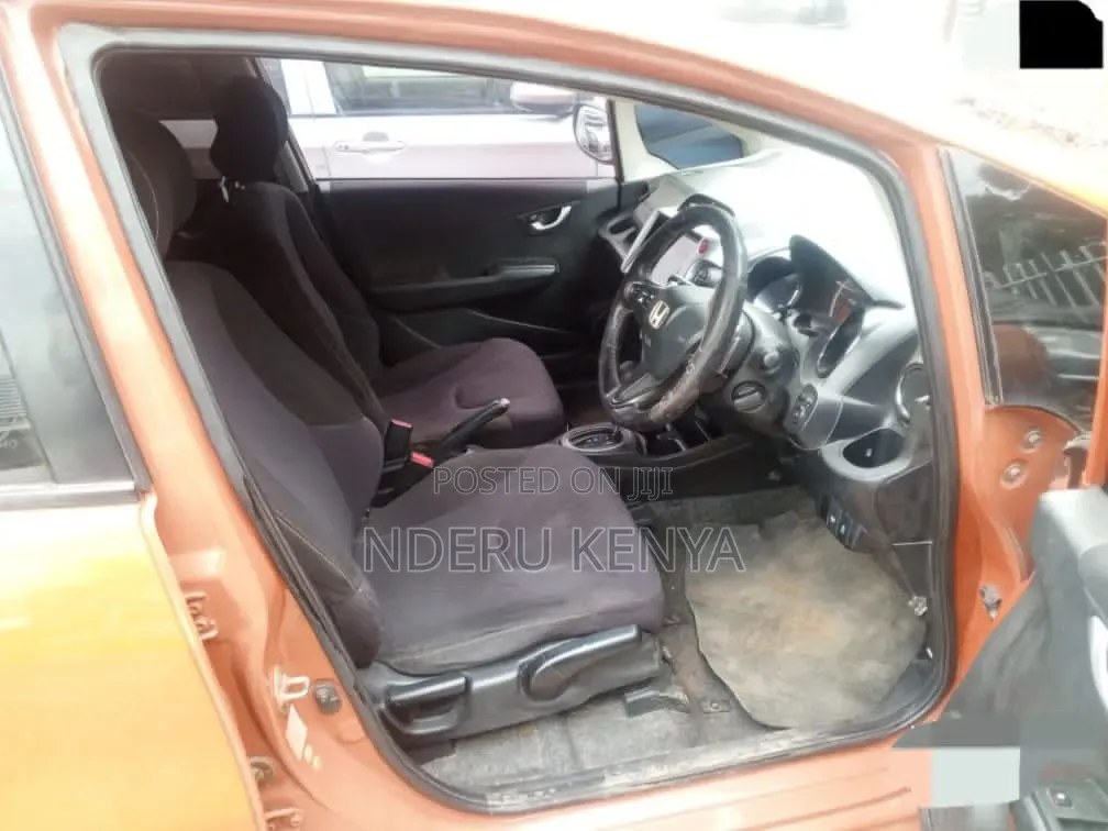 Honda Fit 5D Sport 2013 Orange