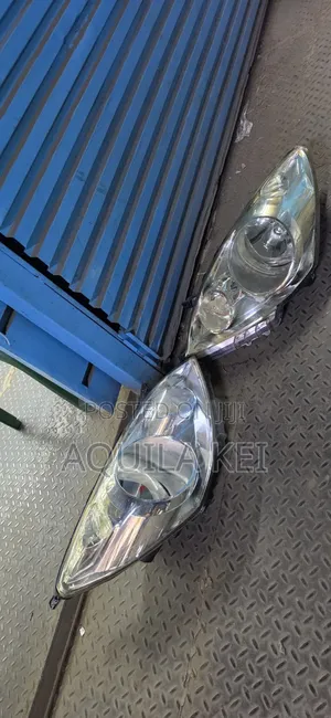 Nissan Note 2008 Zenon Headlights