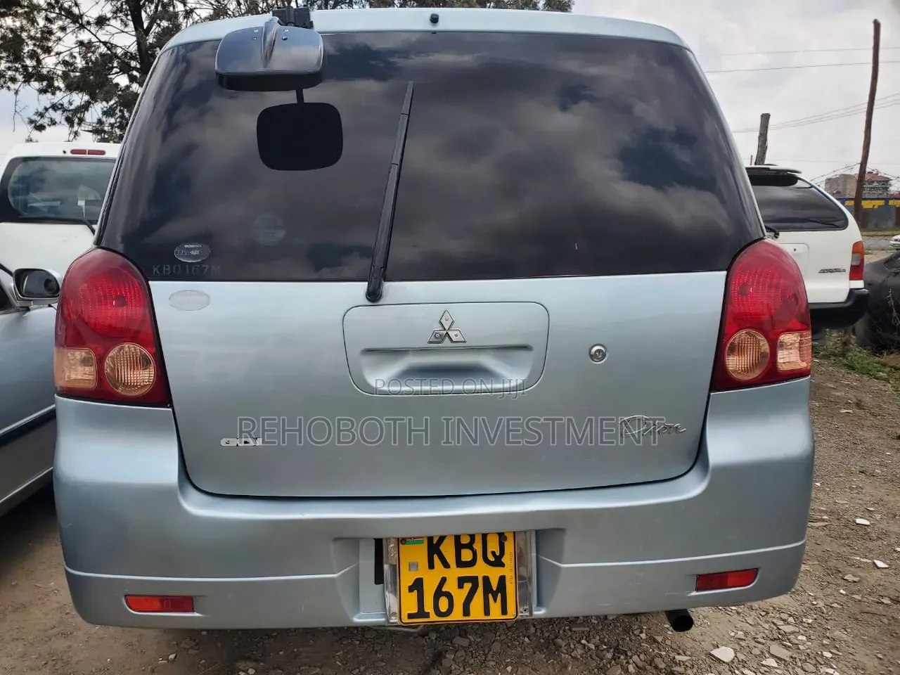 Mitsubishi Dion 2004 Silver