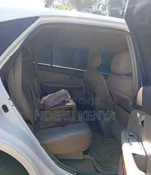 Toyota Harrier 2.4 2006 White