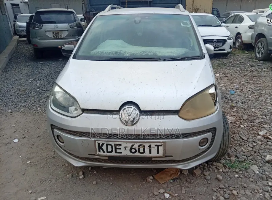 Volkswagen Up 2014 Silver