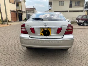 Toyota Premio 2005 Silver