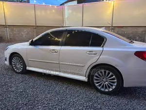 Subaru Legacy 2011 White