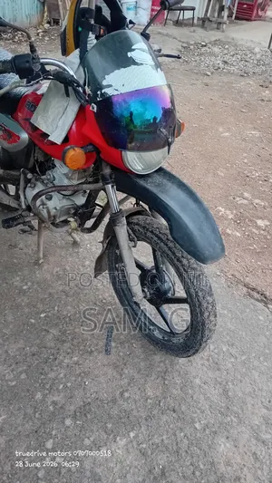 Bajaj Boxer 125 2019 Red