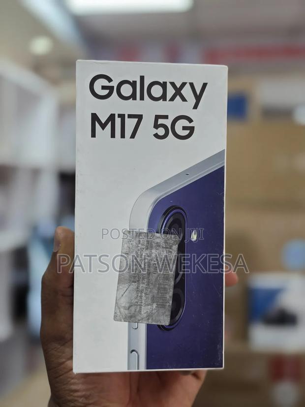 New Samsung Galaxy M17 5G 128 GB Black - thumbnail 2