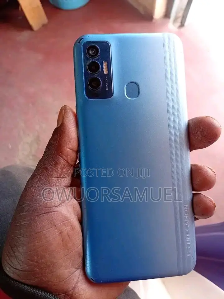 Tecno Camon 18i 128 GB Blue