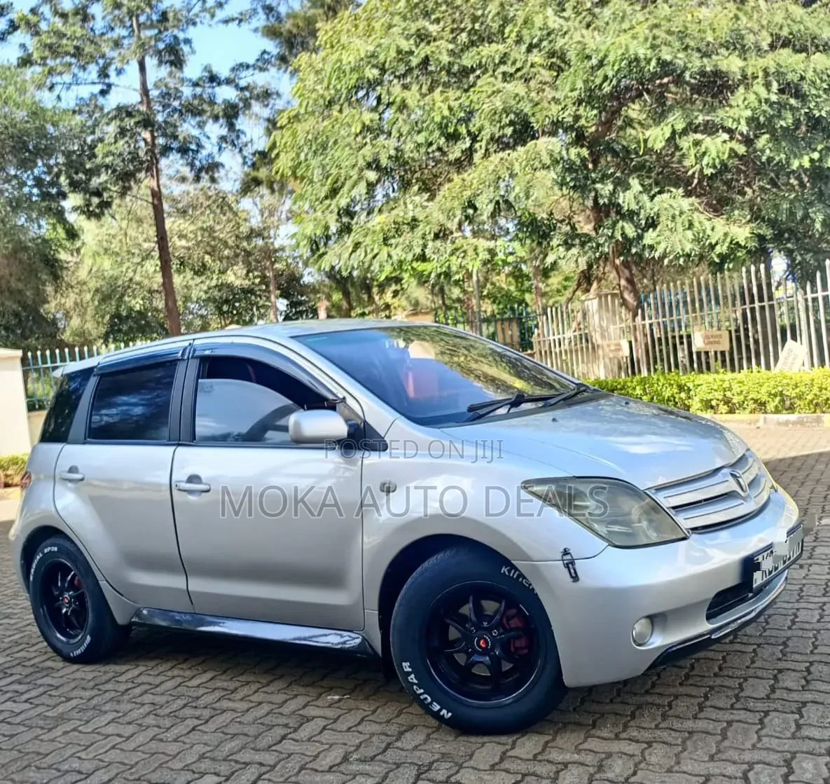 Toyota IST 2005 Silver