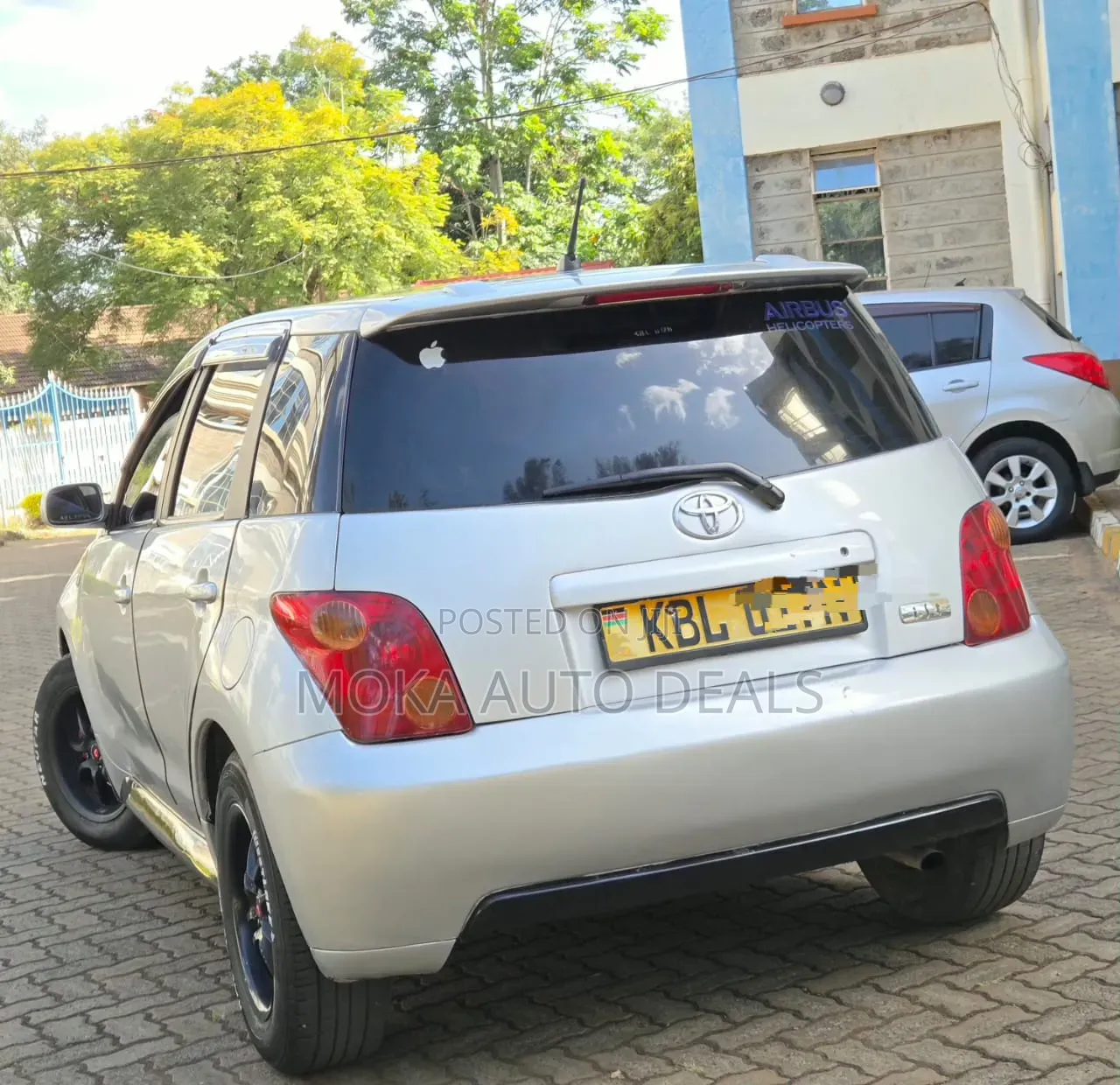 Toyota IST 2005 Silver