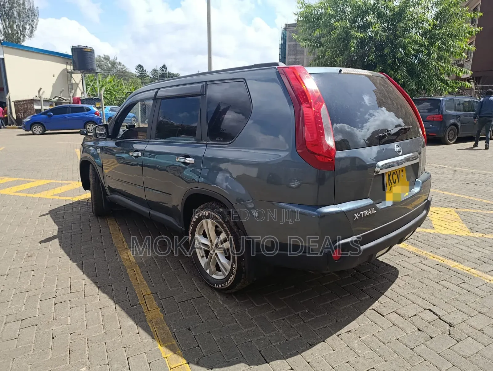 Nissan X-Trail 2012 Gray