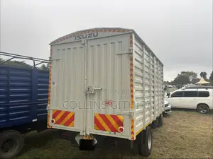 Isuzu NMR 2022 White