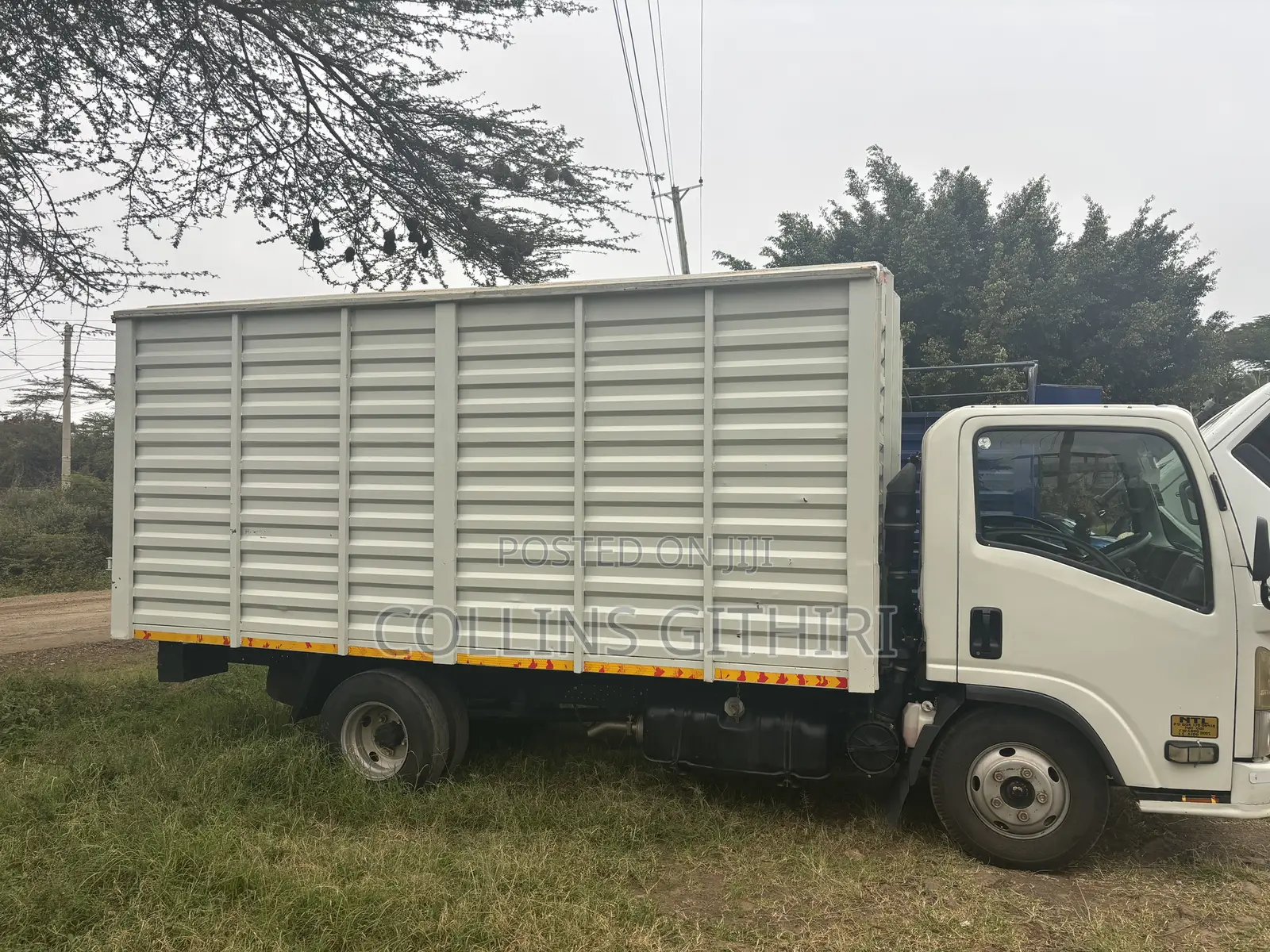 Isuzu NMR 2022 White