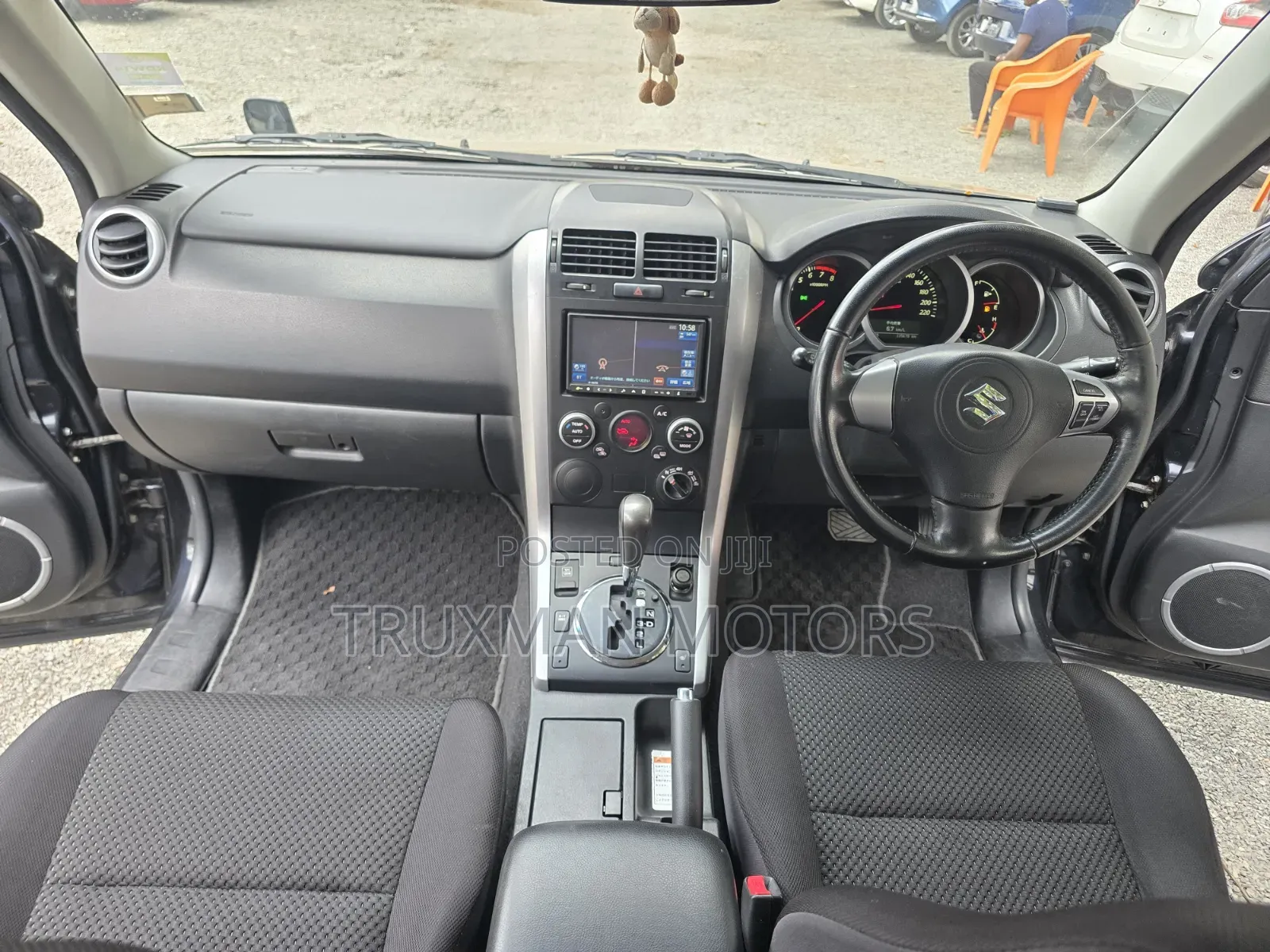 Suzuki Escudo 2011 Black