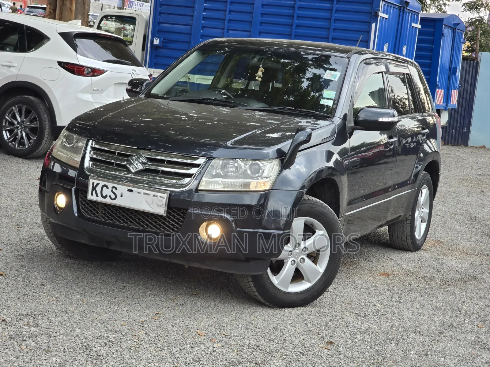 Suzuki Escudo 2011 Black