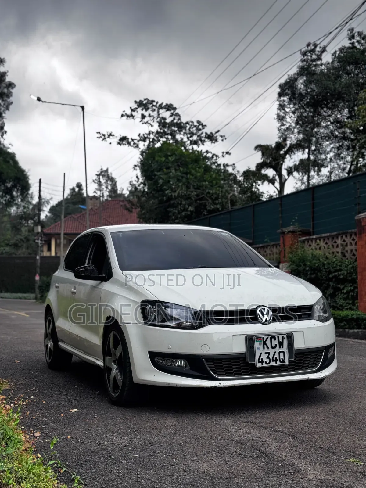 Volkswagen Polo 2012 White