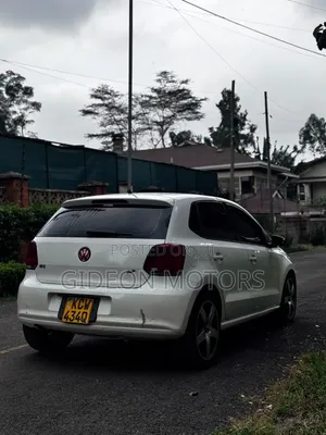 Volkswagen Polo 2012 White