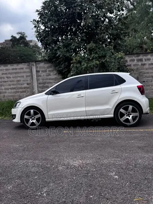 Volkswagen Polo 2012 White