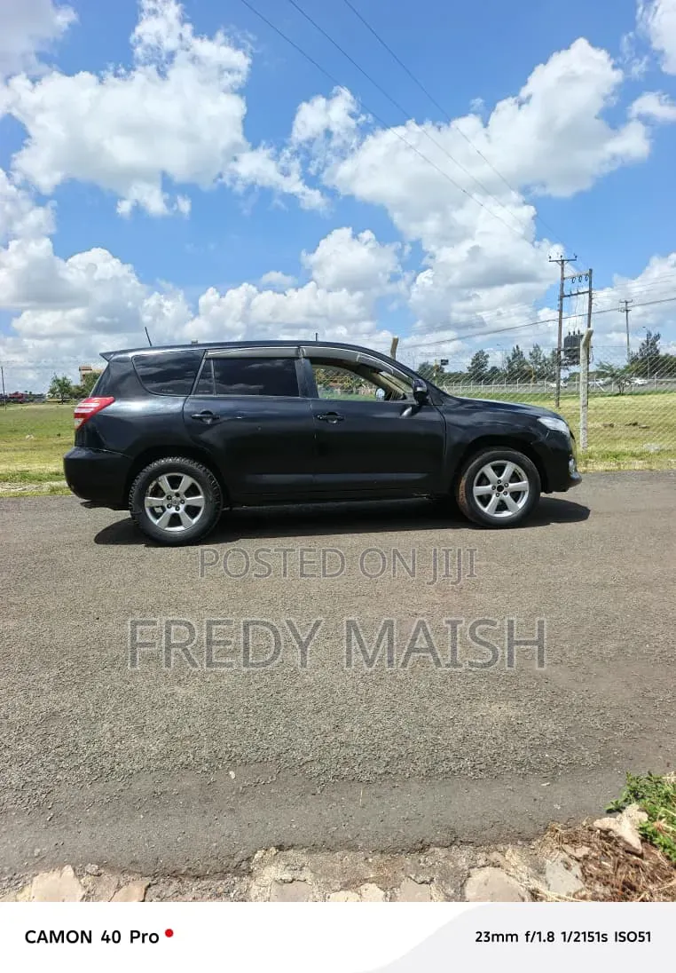 Toyota Vanguard 2008 Black