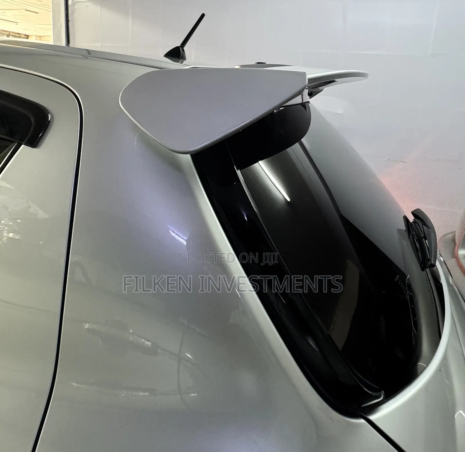 Toyota Vitz 1.5 FWD Hybrid 5dr 2020 Silver