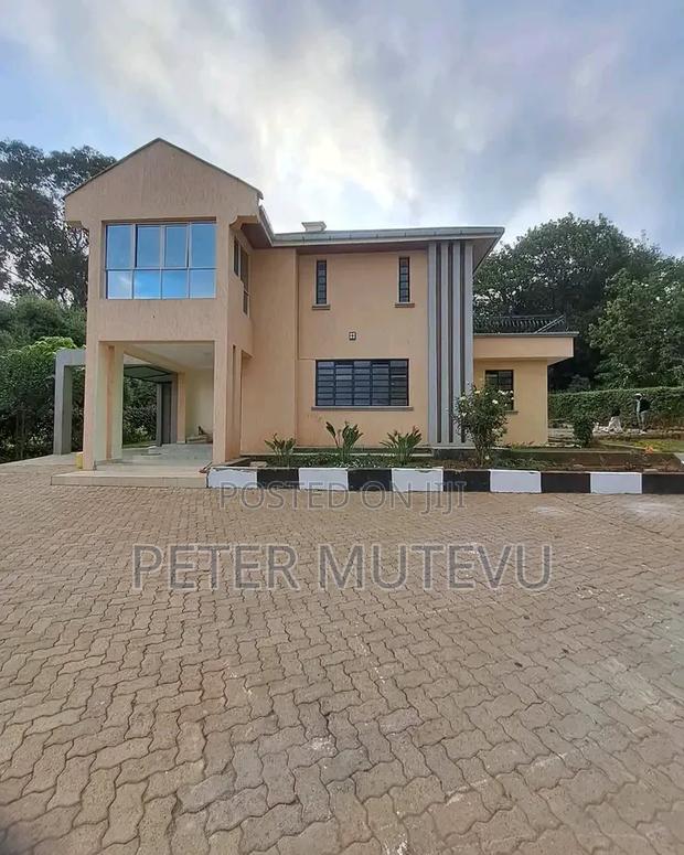 4bdrm House in Hardy for sale