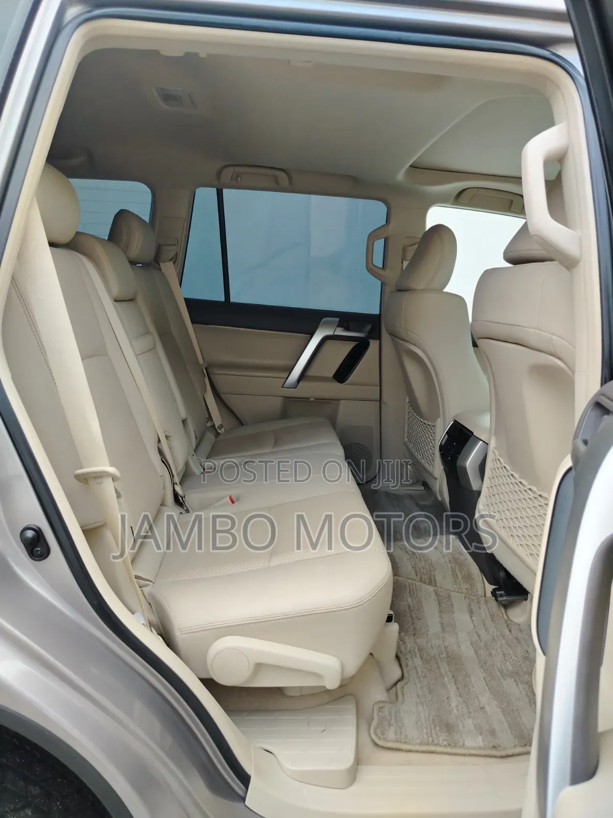 Toyota Land Cruiser Prado 2.8 2022 Gold