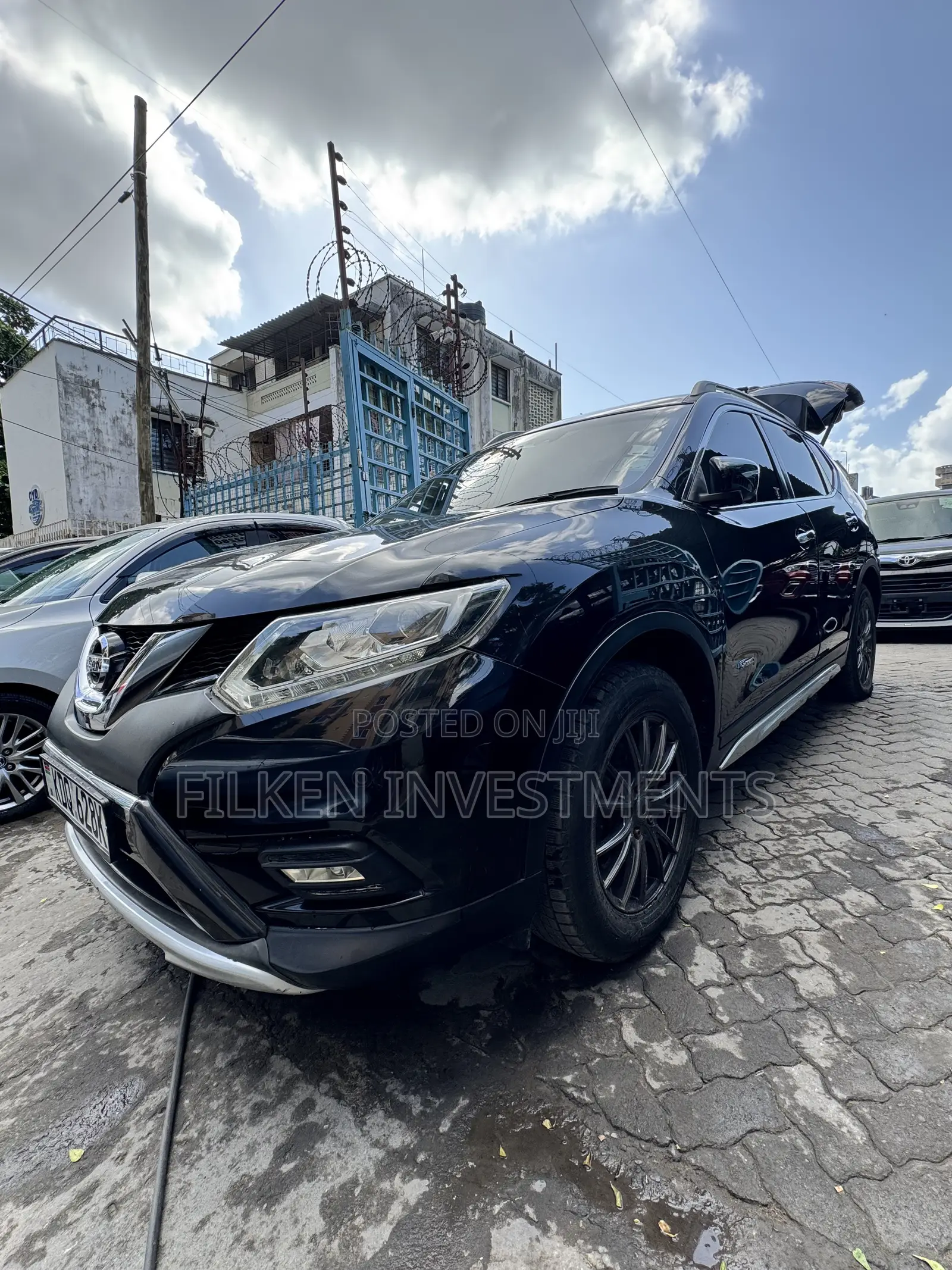 Nissan X-Trail 2.0 Hybrid FWD 2016 Black