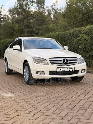 Mercedes-Benz C200 2009 Pearl