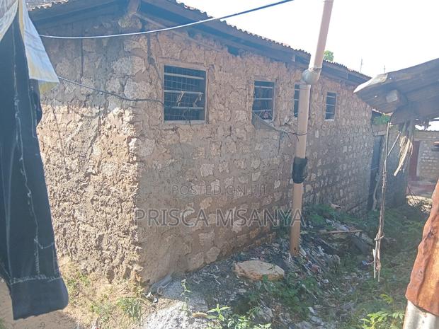 12bdrm House in Bengala, Mshomoroni for sale - thumbnail 5