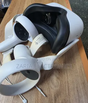 Meta Quest 2 128gb Slightly Used Vr With Carrying Case