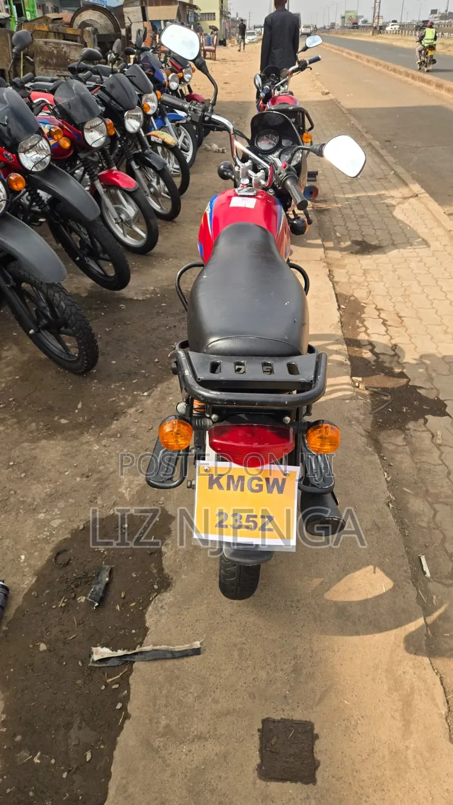 Bajaj Boxer 125 2025 Red