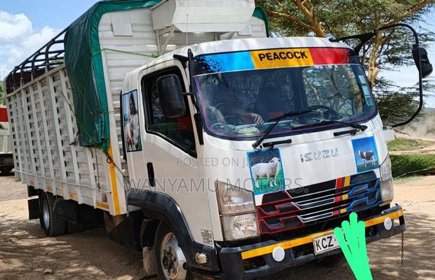 Isuzu FRR Truck - thumbnail 5