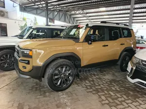 Toyota Land Cruiser Prado 2.7 2025 Yellow