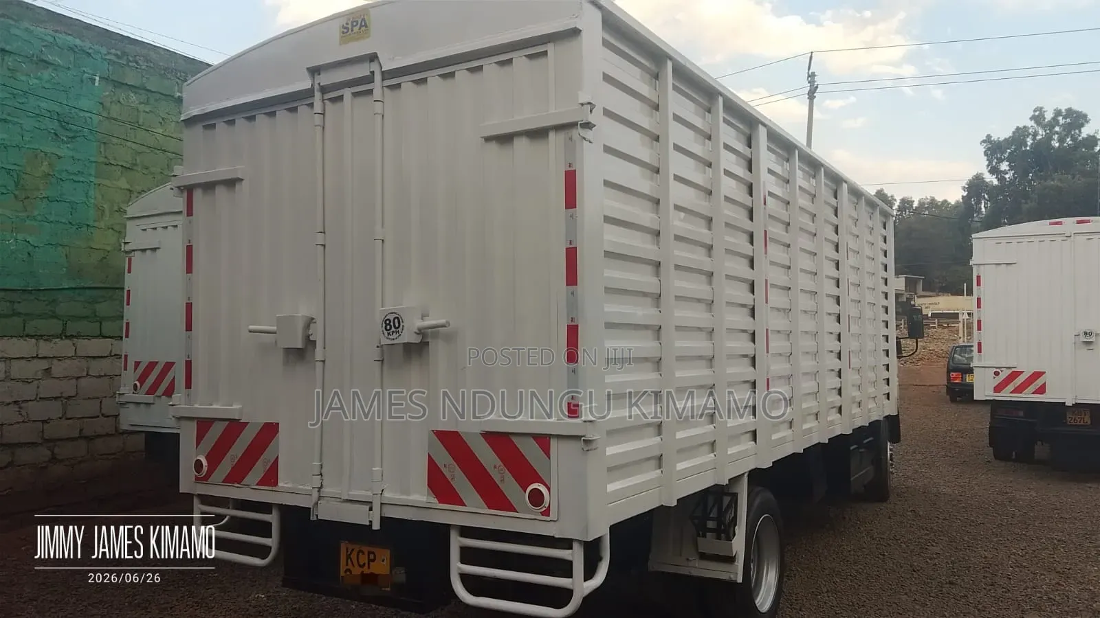 Mitsubishi Fuso Truck F1 2017 White