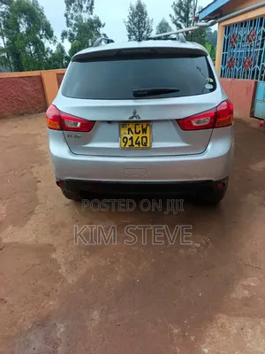 Mitsubishi RVR 2013 Silver