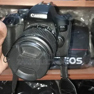 Canon 750d With Kit Lens 18-55mm