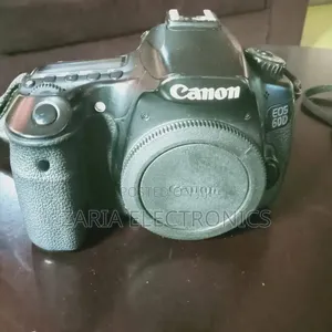 Cano Eos 600d Used Camera With Lens,Battery, Charger,Strap