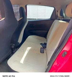 Toyota Vitz 2012 Red