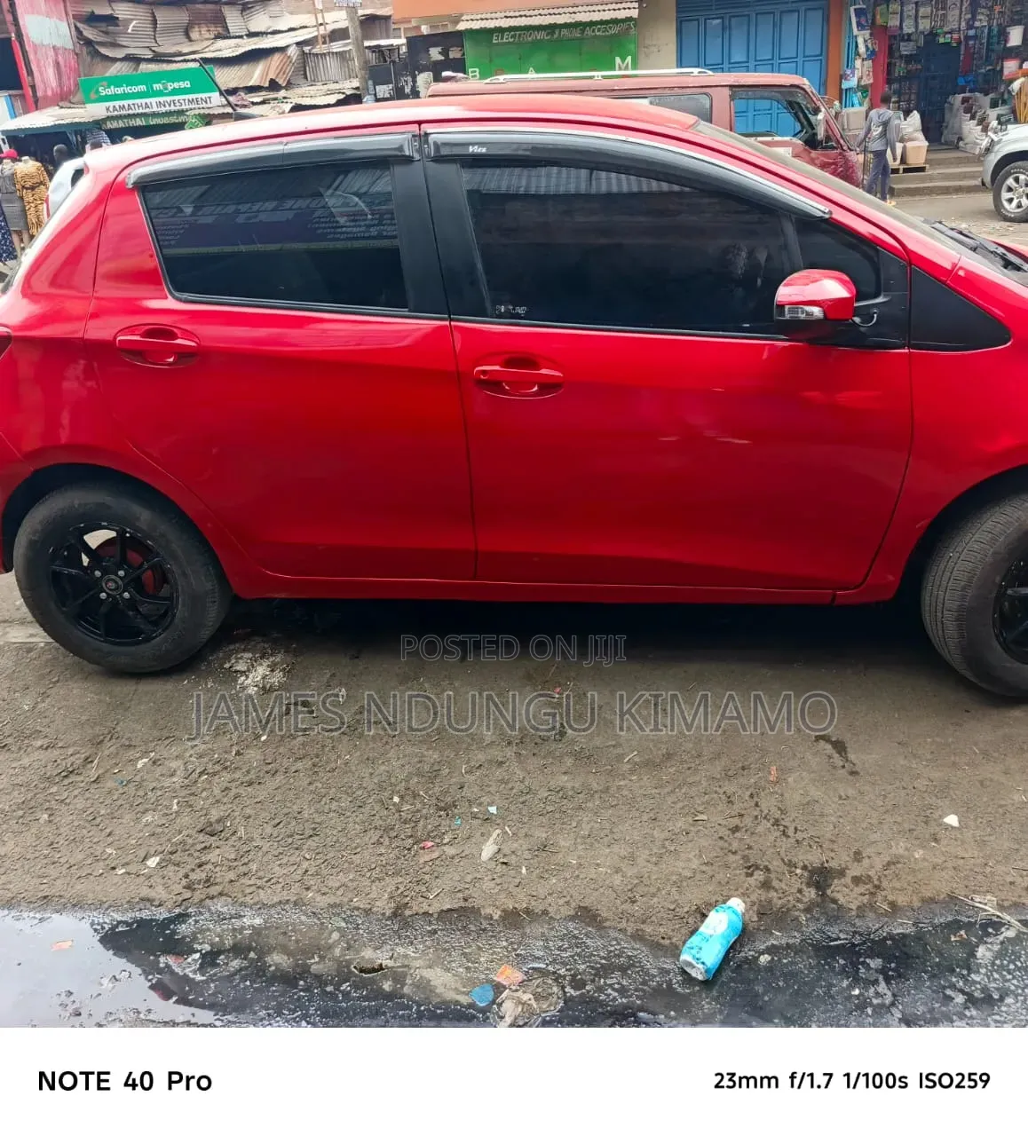 Toyota Vitz 2012 Red